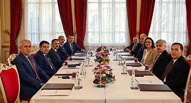 Vali Aktaş, Düzensiz Göçle Mücadele Toplantısı'na katıldı