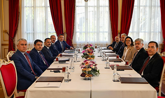 Vali Aktaş, Düzensiz Göçle Mücadele Toplantısı'na katıldı