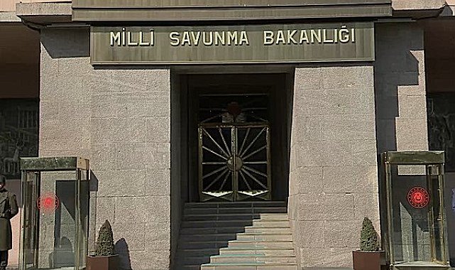 ITS Sparcato Schergat, Mersin limanını ziyaret etti