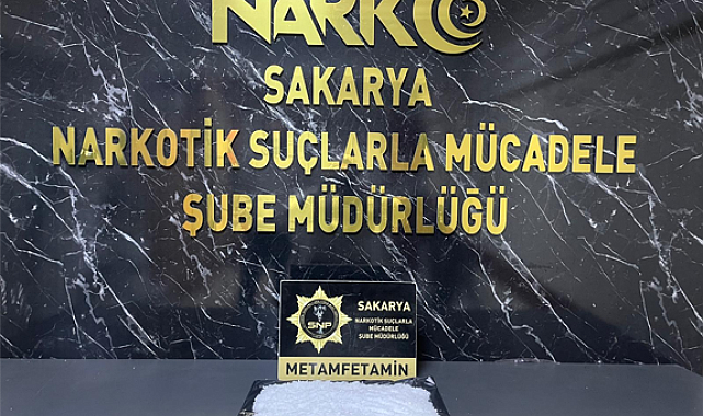 Sakarya'da 1 kilogram metamfetamin ele geçirildi