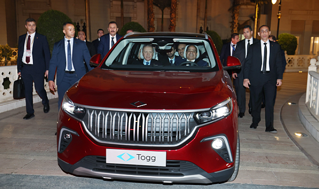 Cumhurbaşkanı Erdoğan, Mısırlı mevkidaşına Togg hediye etti