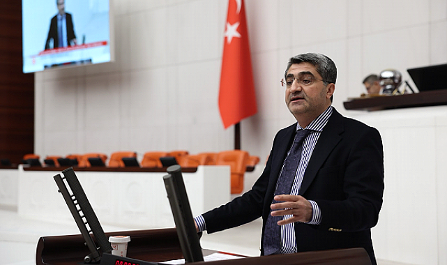 Ekmen: Böyle bir konjonktürde bir ortak raporun yazılmış olması şüphesiz önemlidir