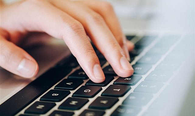 Elektronik Yabancı Dil Sınavı’nın giriş belgeleri erişime açıldı