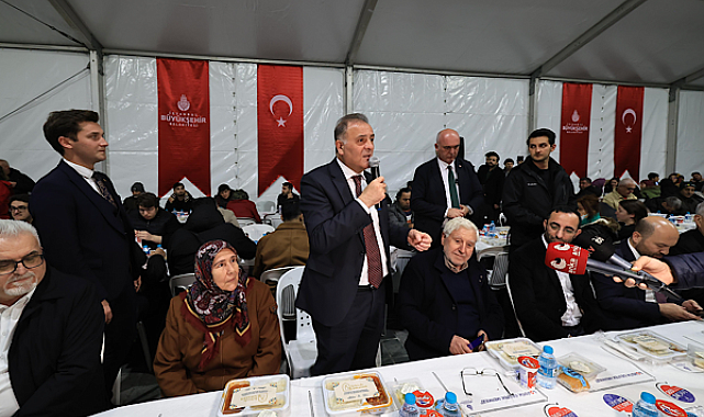 Eminönü’nde iftar buluşması