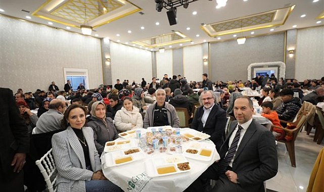 Niğde’de ilk mahalle iftarı Nar Mahallesi’nde gerçekleşti