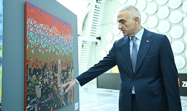 Bakan Ersoy, CSO Ada Ankara’daki sergiyi ziyaret etti