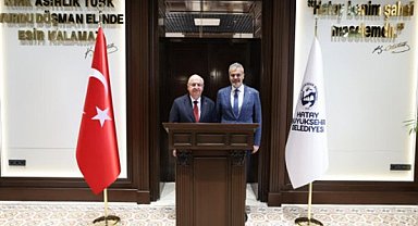 Bakan Güler, Hatay Büyükşehir Belediyesini ziyaret etti