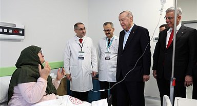 Cumhurbaşkanı Erdoğan, Tenzile Erdoğan Devlet Hastanesi'ndeki hastaları ziyaret etti