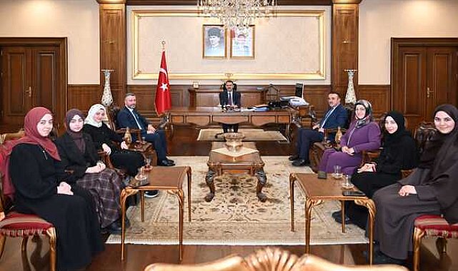 Dünya ikincisi Kocaelili öğrencilere Vali Aktaş’tan tebrik