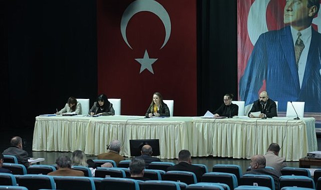 Konak'ta kadınlara yönelik kararlar ve isimlendirme adımları