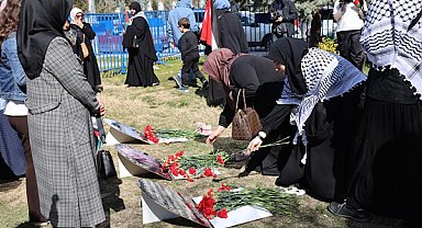 Saadet Partisi Kadın Kolları, İran’da katledilen 175 kız çocuğu için protesto yaptı