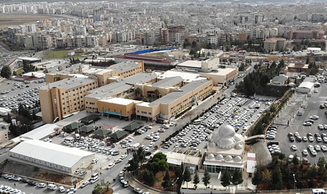 Şanlıurfa’da bir hastaya damarlı kemik nakli yapıldı
