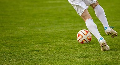 Siyasilerden A Milli Futbol Takımı'na tebrik