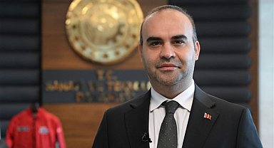 Bakan Kacır, TÜBİTAK Proje Yarışmaları finalistleriyle buluştu