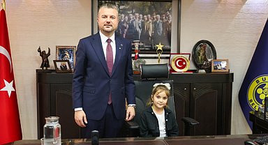 Buca’da başkanlık koltuğu Adasu’ya devredildi 