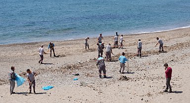 Demirtaş Sahili’nde temizlik çalışması gerçekleştirildi