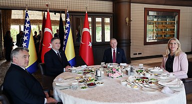 Erdoğan, Bosna-Hersek Devlet Başkanlığı Konseyi Üyeleriyle bir araya geldi