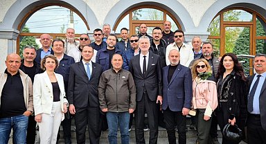 Gemlik heyeti, Navodari Belediyesi’nde görüşmeler gerçekleştirdi