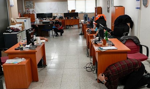 İzmir’de deprem ve yangın tatbikatı yapıldı