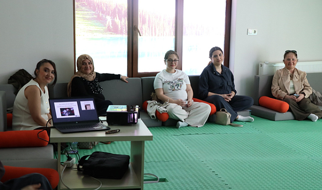 İzmit’te anne adaylarına gebelik eğitimi veriliyor