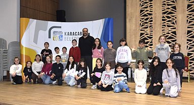 Karacabey Belediyesi çocuk tiyatro ekibi kurdu