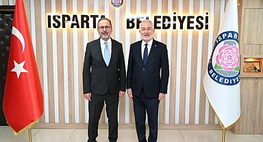 Kasapoğlu’ndan Isparta Belediyesine ziyaret