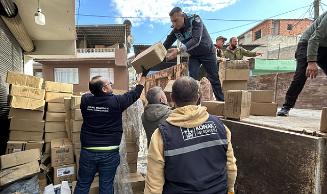 Konak’ta son kullanma tarihi geçmiş 600 koli ürün imha edildi