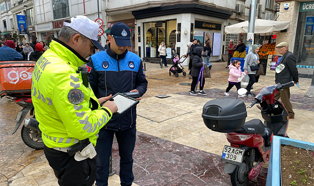 Ordu’da trafiğe kapalı caddelerde motosiklet denetimi