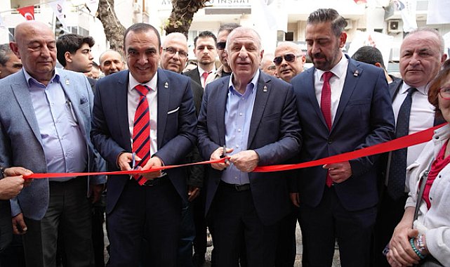 Özdağ, Buca İlçe Başkanlığı’nın açılışını gerçekleştirdi