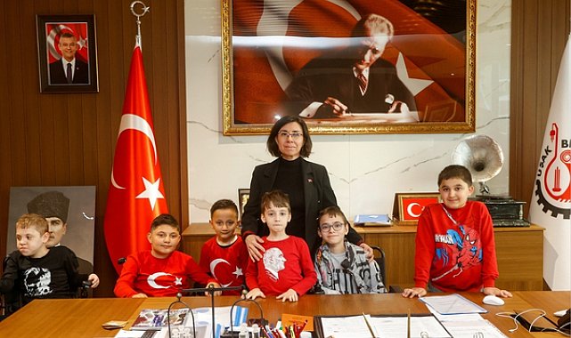 Özkan, 23 Nisan’da DMD hastası çocukları ağırladı