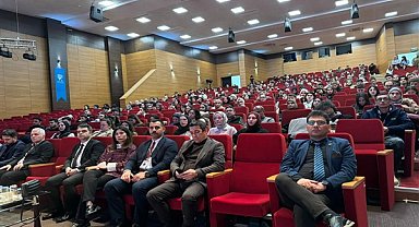 RTEÜ'de dezenformasyonla mücadele konferansı düzenlendi