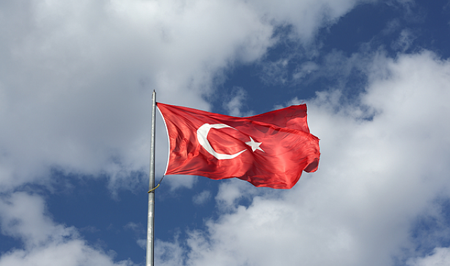 Siyasilerden şehit polis Seçkin Yalçın için başsağlığı mesajı