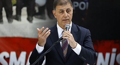 Tugay, 23 Nisan coşkusunu çocuklarla paylaştı