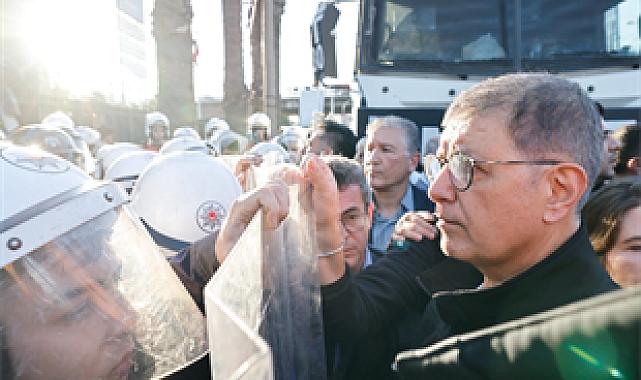 Tugay: Meslek fabrikası izmir halkına geri verilene kadar buradayım