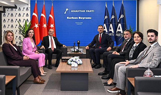 Anahtar Parti ile TBMM CHP Grubu bayramda bir araya geldi