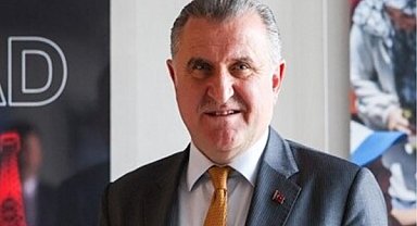 Bakan Bak’tan Elif Berra Gökkır ve Mete Gazoz’a tebrik mesajı