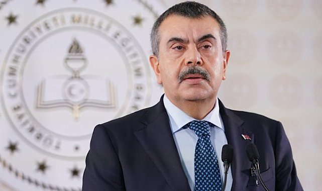 Bakan Tekin: Üstad Necip Fazıl Kısakürek’i saygıyla yad ediyorum