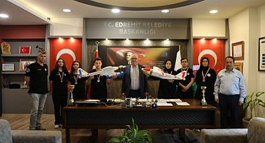 Edremitli öğrencilerden dünya derecesi