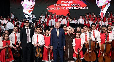 Erdoğan, Cumhurbaşkanlığı Çocuk Orkestrası ve Korosu Konseri'ne katıldı