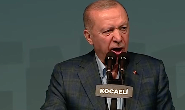 Erdoğan Kocaeli Stadyumu önünde vatandaşlara hitap etti