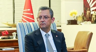 Özel CHP Genel Merkezi’nde yoğun görüşme trafiği gerçekleştirdi