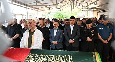 Vali Aktaş, şehit annesi Makbule Aksoy’un cenaze namazına katıldı