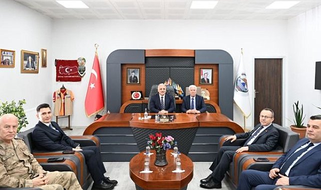 Vali Zorluoğlu, Çermik’te temaslarda bulundu