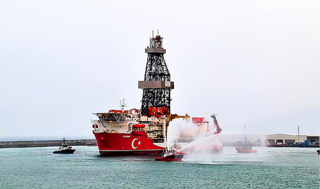 Yıldırım Sondaj Gemisi Karadeniz’de ilk görevine başlıyor