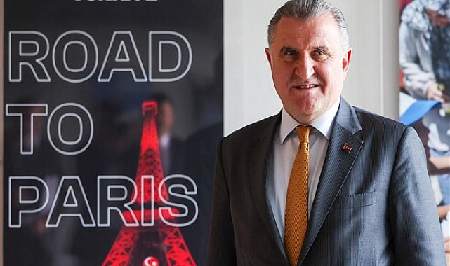 Bakan Bak'tan A Milli Takım'a tebrik mesajı