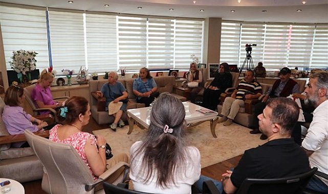  Başkan Hürriyet Halk Günü’nde vatandaşlarla buluştu