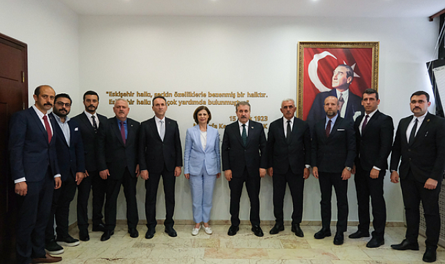 BBP Genel Başkanı Destici’den, Eskişehir Büyükşehir Belediyesi’ne ziyaret