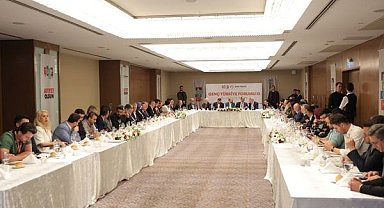 Büyükkılıç, Genç Türkiye Forumu’nda gençlerle buluştu