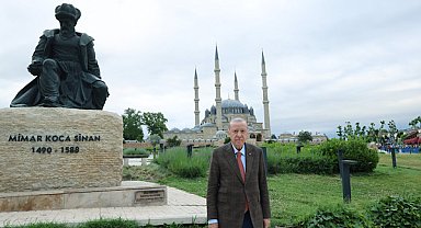Cumhurbaşkanı Erdoğan, Selimiye Camii önünde fotoğraf çektirdi