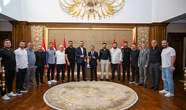 Gölcükspor’dan Kocaeli Valisi Aktaş’a ziyaret